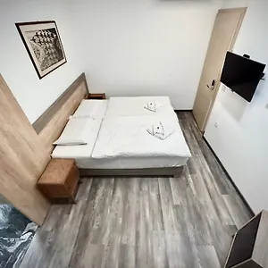 Oh & 2*, Ljubljana Slovenia