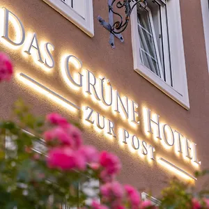 Gruene Zur Post - 100 % Bio Hotel Salzburg
